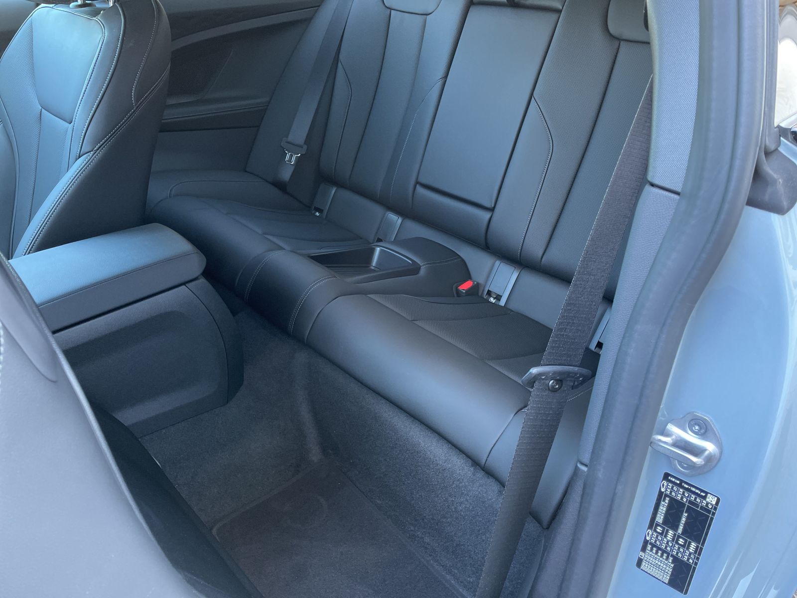 BMW 230 - Bild 11