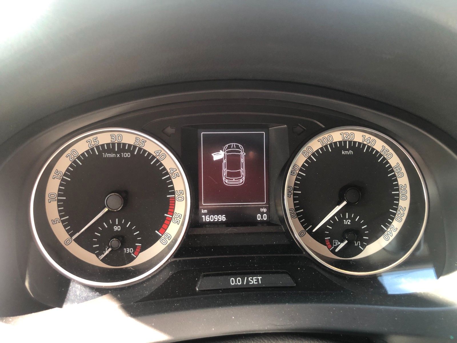 Fahrzeugabbildung SKODA Rapid Spaceback Edition Unfall Front