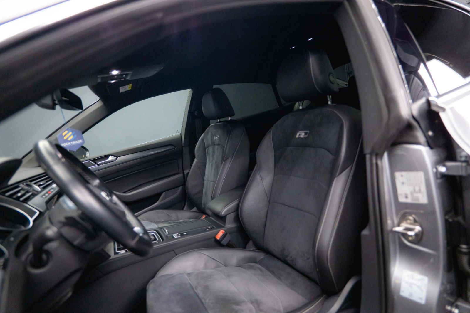 Fahrzeugabbildung Volkswagen Arteon R-Line+ 4Motion | ACC | Massage | LED