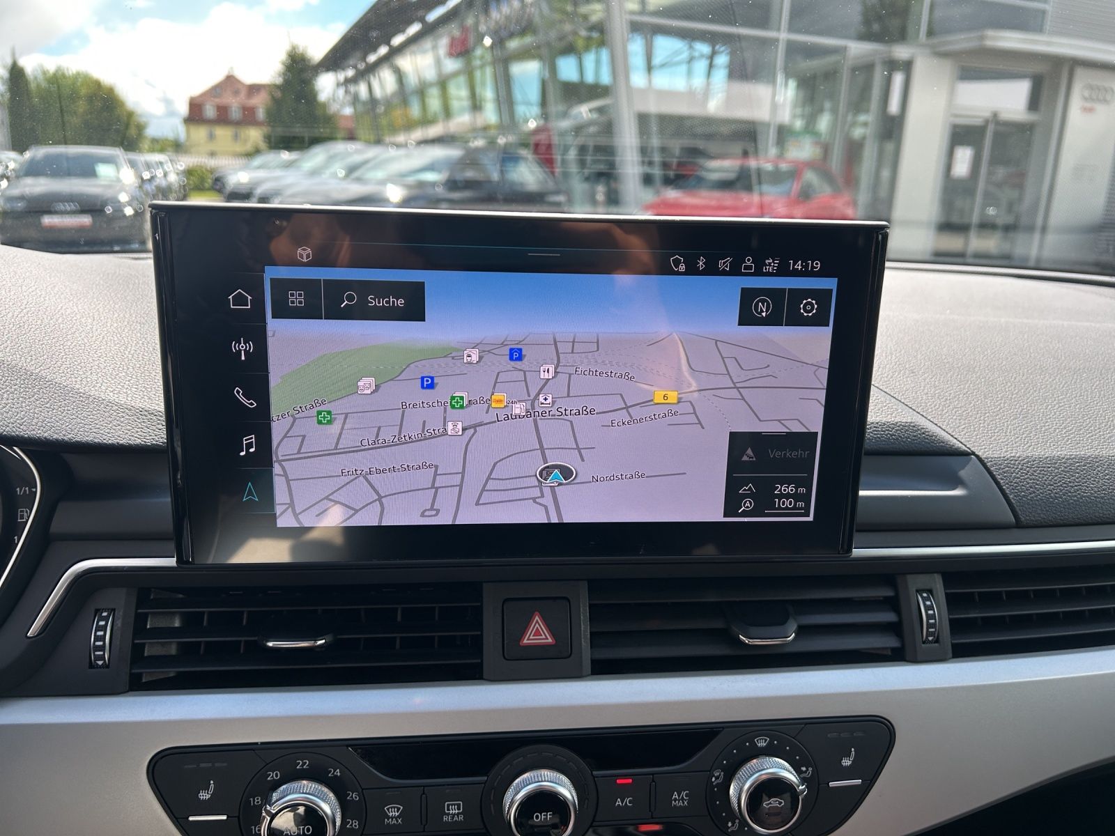 Fahrzeugabbildung Audi A4 Avant 35 TFSI S tronic ACC RKF CLIMA LED
