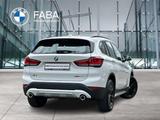 BMW X1 xDrive20i xLine DAB LED Tempomat Klimaaut. - BMW X1
