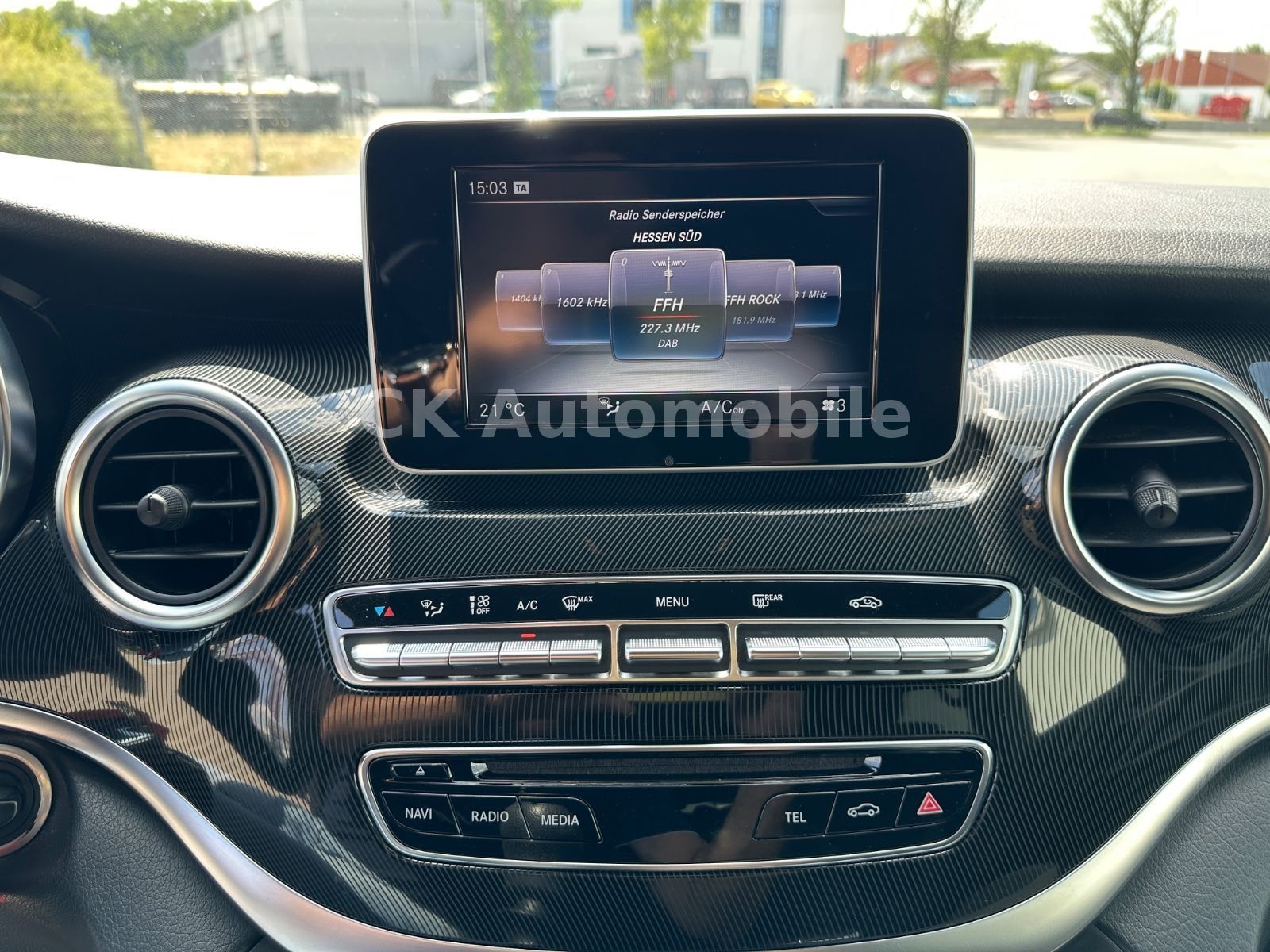 Fahrzeugabbildung Mercedes-Benz V 200d Rise Kompakt/5 Sitze/Klima/ Tempomat