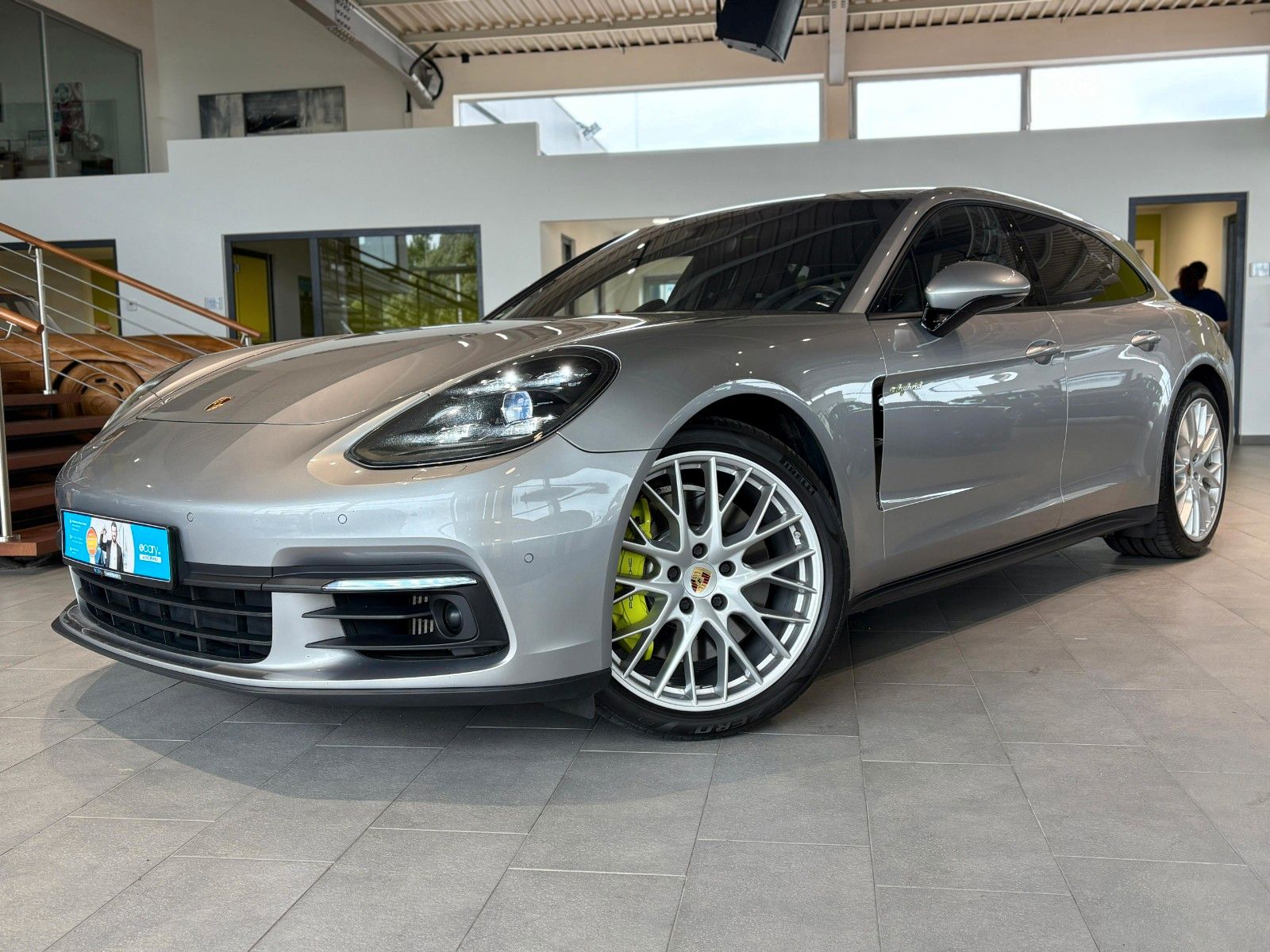 PORSCHE Panamera Sport Turismo 4 E-Hybrid,Klappenauspuff