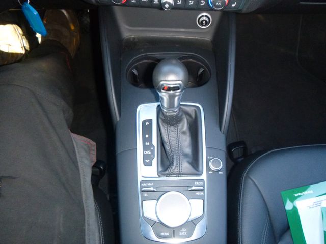 Fahrzeugabbildung Audi A3 Sportb 35 TFSI design >AUT/LEDER/Standheiz<