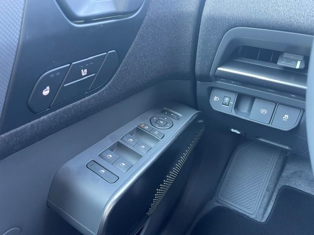 Fahrzeugabbildung Kia EV2 108 kW Earth Kamera LED totWinkAss PDC/SHZ