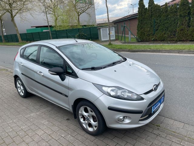 Ford Fiesta Scheckheft 5 Türen TÜV NEU