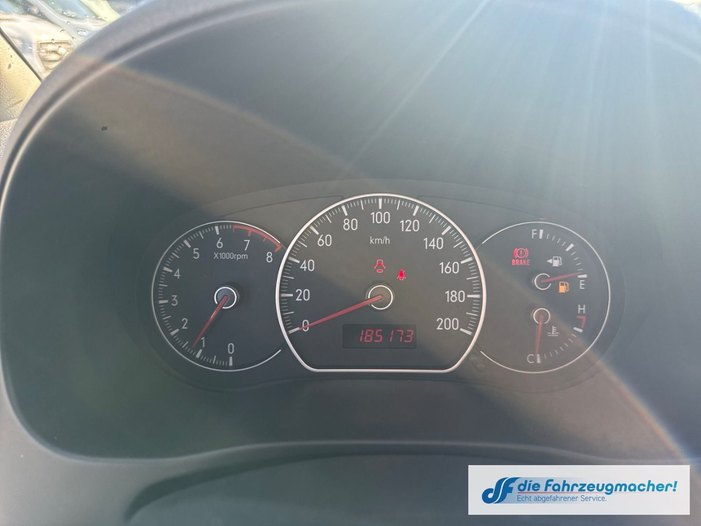 Fahrzeugabbildung Suzuki SX 4 Klima el.SP teilb.Rücksb Multif.Lenkrad MP