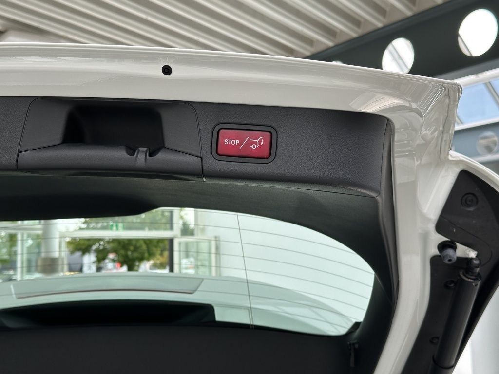 Fahrzeugabbildung Mercedes-Benz B 200 PROGRESSIVE*PANO*DISTR*TOTW*KAM