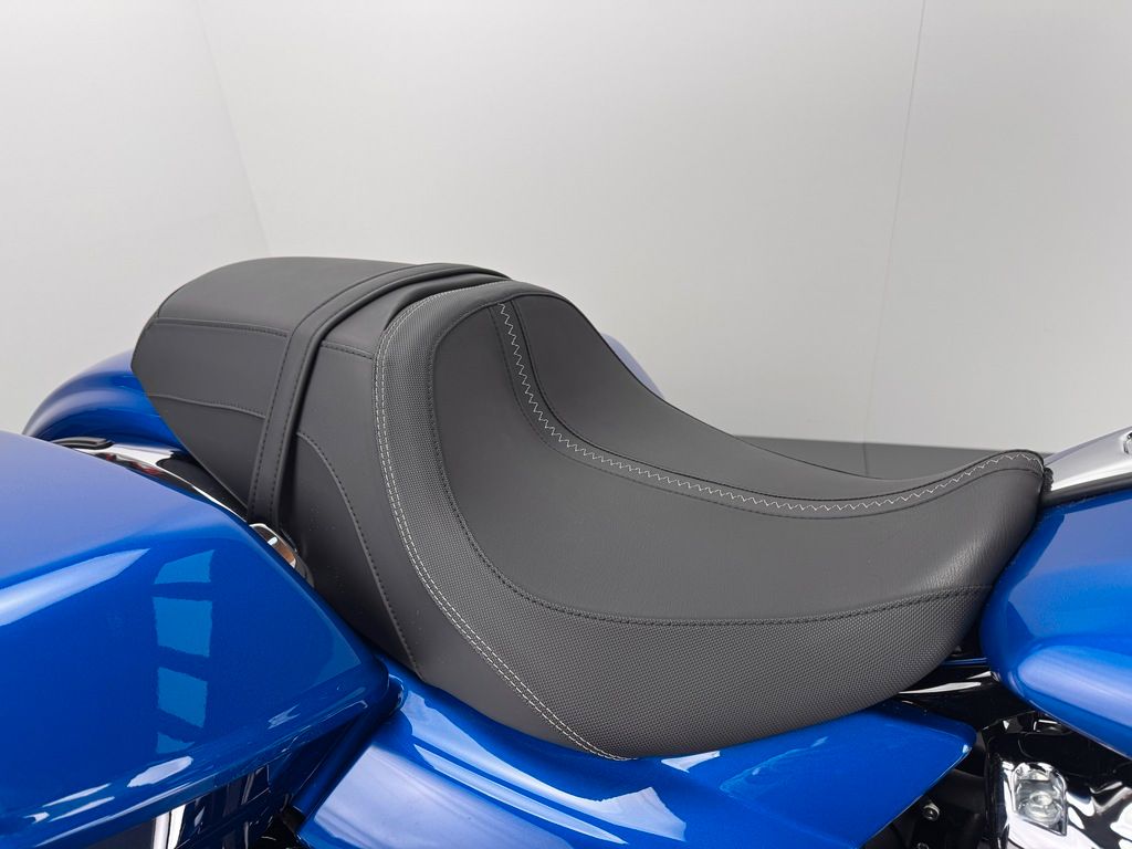 Fahrzeugabbildung Harley-Davidson STREET GLIDE *NEUWERTIG *5HD