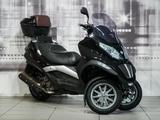 Piaggio MP3 400 - PIAGGIO MP3 400
