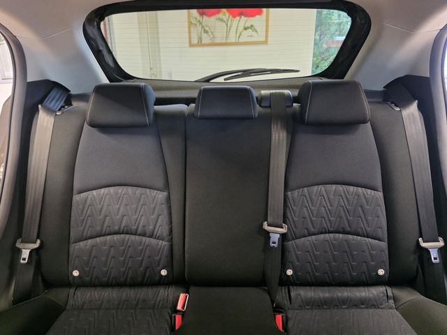 MAZDA 2 — Foto 23