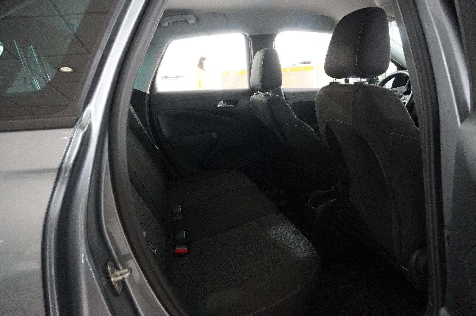 Fahrzeugabbildung Opel Crossland (X) 1.2 EDITION NAVI/LED/SHZ/PDC/TEMP.