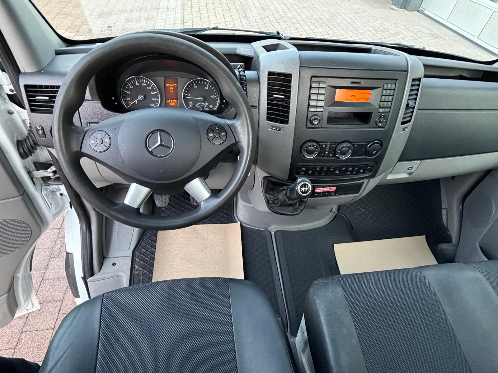 Mercedes-Benz Sprinter 514 CDI 5t Dreiseiten Kipper Zwilling