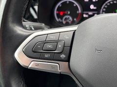 Fahrzeugabbildung Volkswagen T6.1 Multivan 2.0 TDI DSG - LED*APP*3xKlima*PDC!