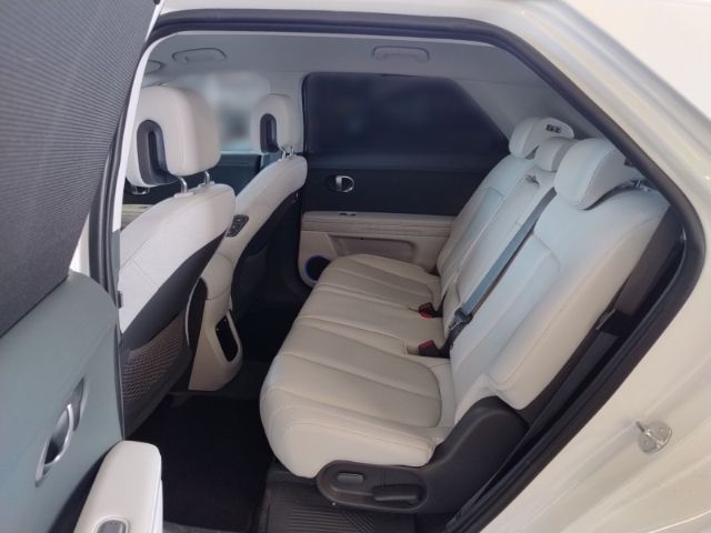 Fahrzeugabbildung Hyundai IONIQ 5 Allradantrieb 77,4kWh Batt. UNIQ-Paket i