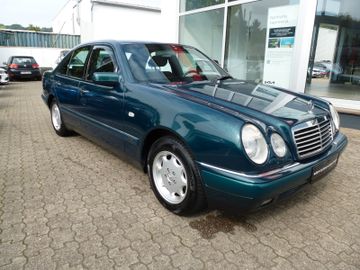 Mercedes E 230 - 7