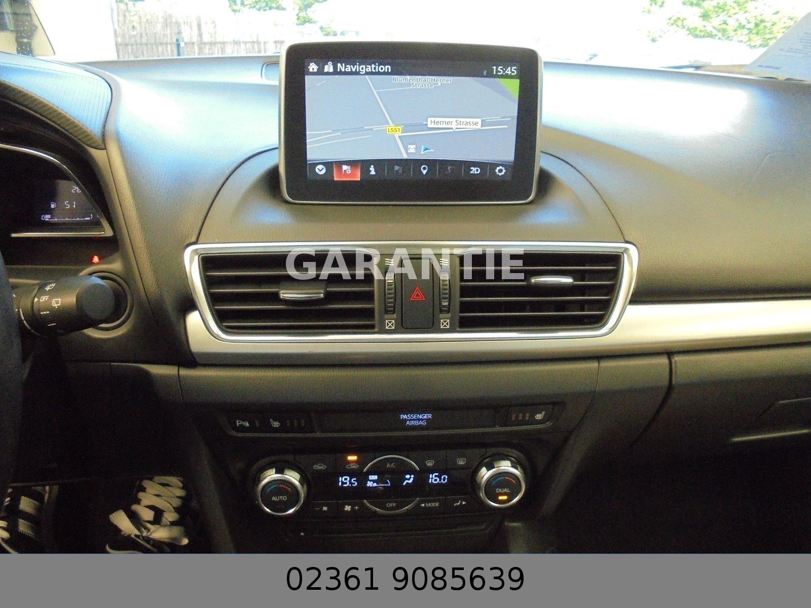 Fahrzeugabbildung Mazda 3 Lim. Sports-Line Klima/Leder/Navi/Xenon/Head U