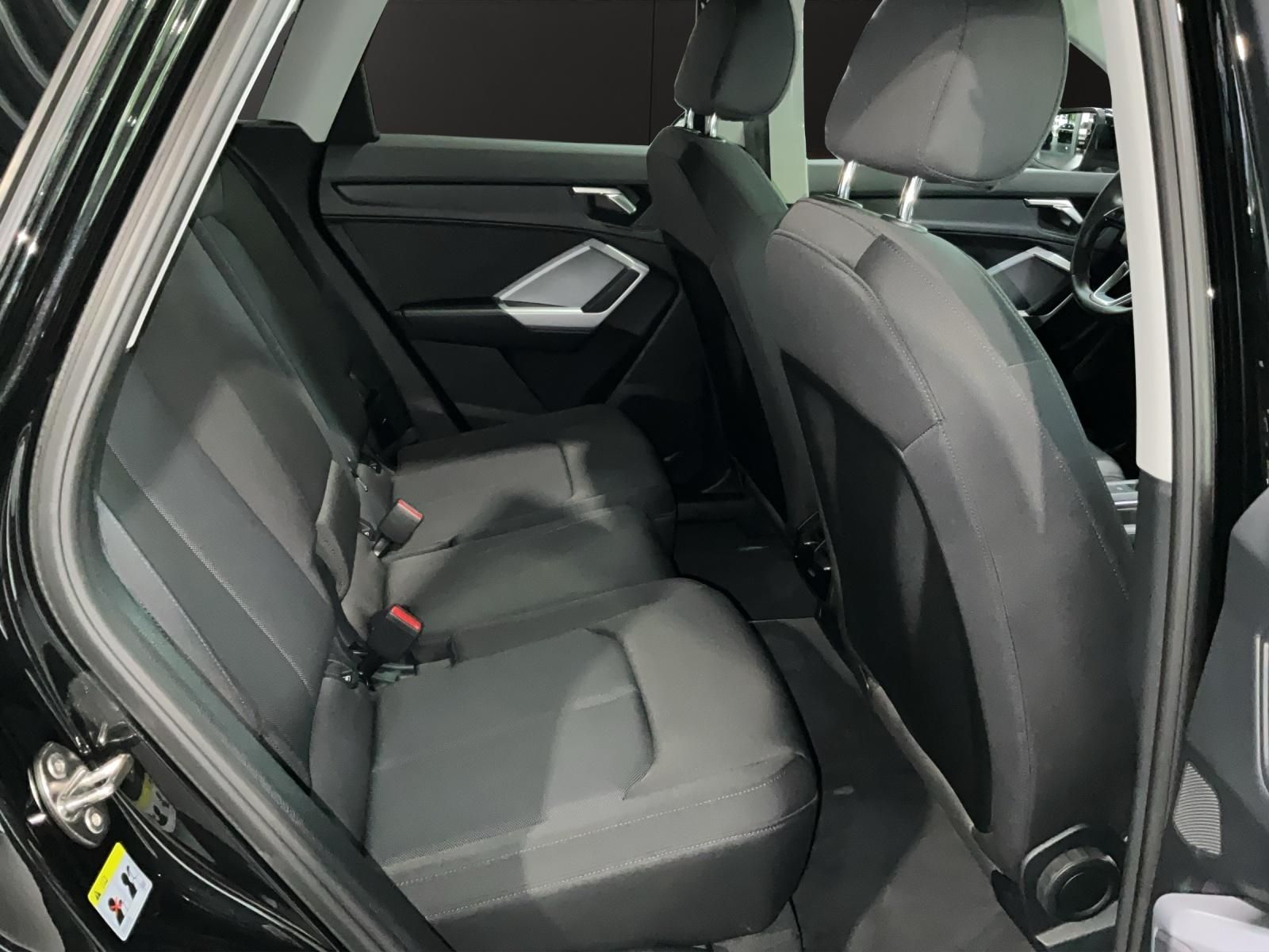 Audi Q3 35 TFSI S line*LED*Pano*DAB*Keyless* foto 19