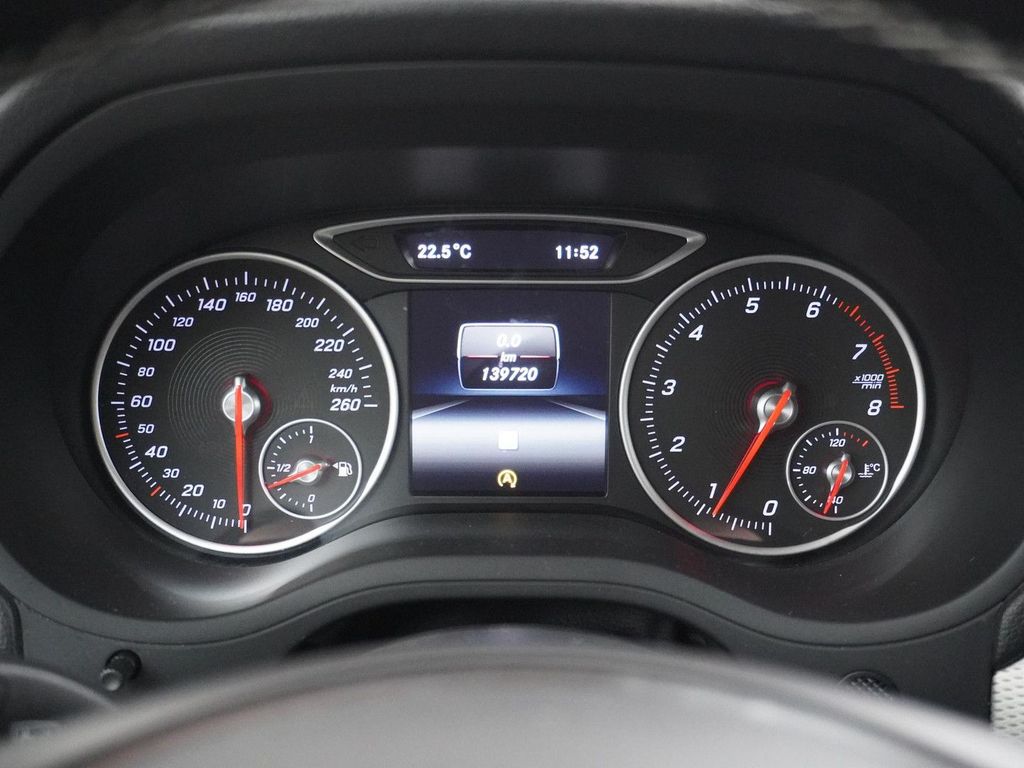 Mercedes-Benz B 180 Ambition Facelift AHK Led navi