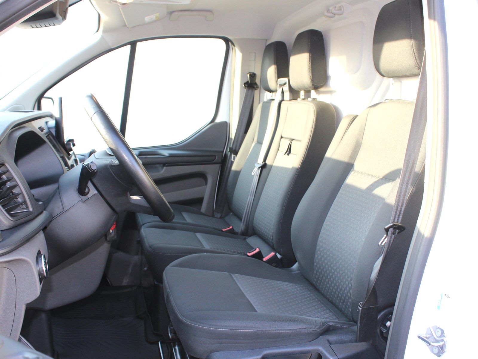 Fahrzeugabbildung Ford Transit Custom 340 L1 Trend Service-Line