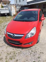 Opel Corsa,Sportausführung - Opel Corsa aus 2010 mit Diesel-Antrieb