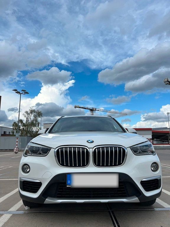 Image of BMW X1