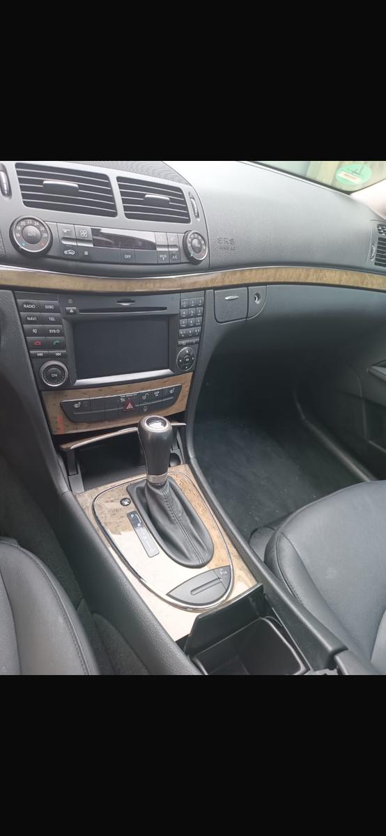 Mercedes-Benz E 220 CDI T BlueEFFICIENCY AVANTGARDE AVANTGARDE