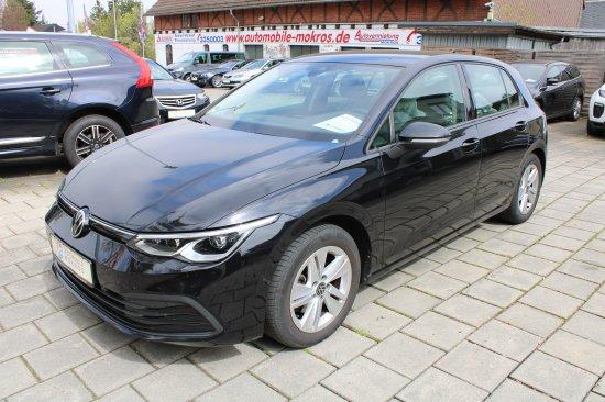 Volkswagen Golf VIII 1.0 TSI Life  Standheizung LED Navigat