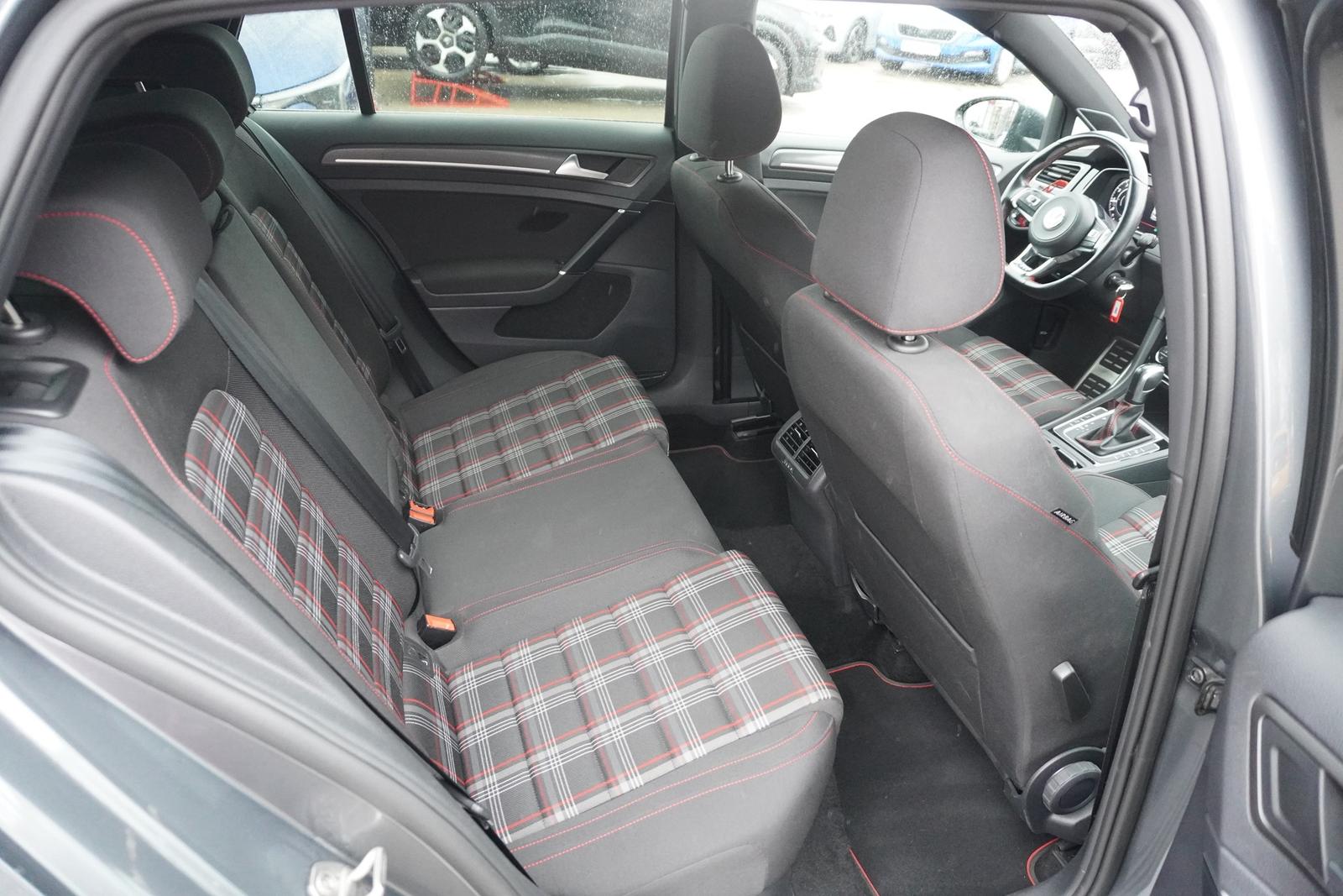 Volkswagen Golf VII 2.0 GTI Performance Navi Dynaudio ACC