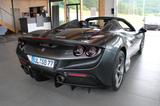 Ferrari F8 Spider*LIFT*RACING SEAT*CARBON*JBL* - Ferrari F8