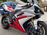 Yamaha YZF R1 RN19 - YAMAHA WEIß R1