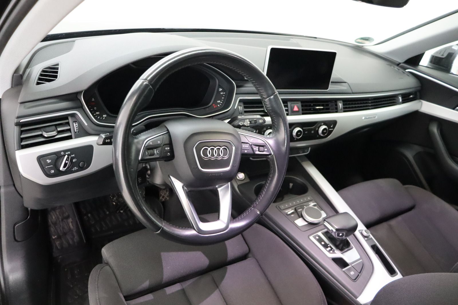 Fahrzeugabbildung Audi A4 Allroad Quattro 2.0 TDI * Navi * Bi-Xenon *