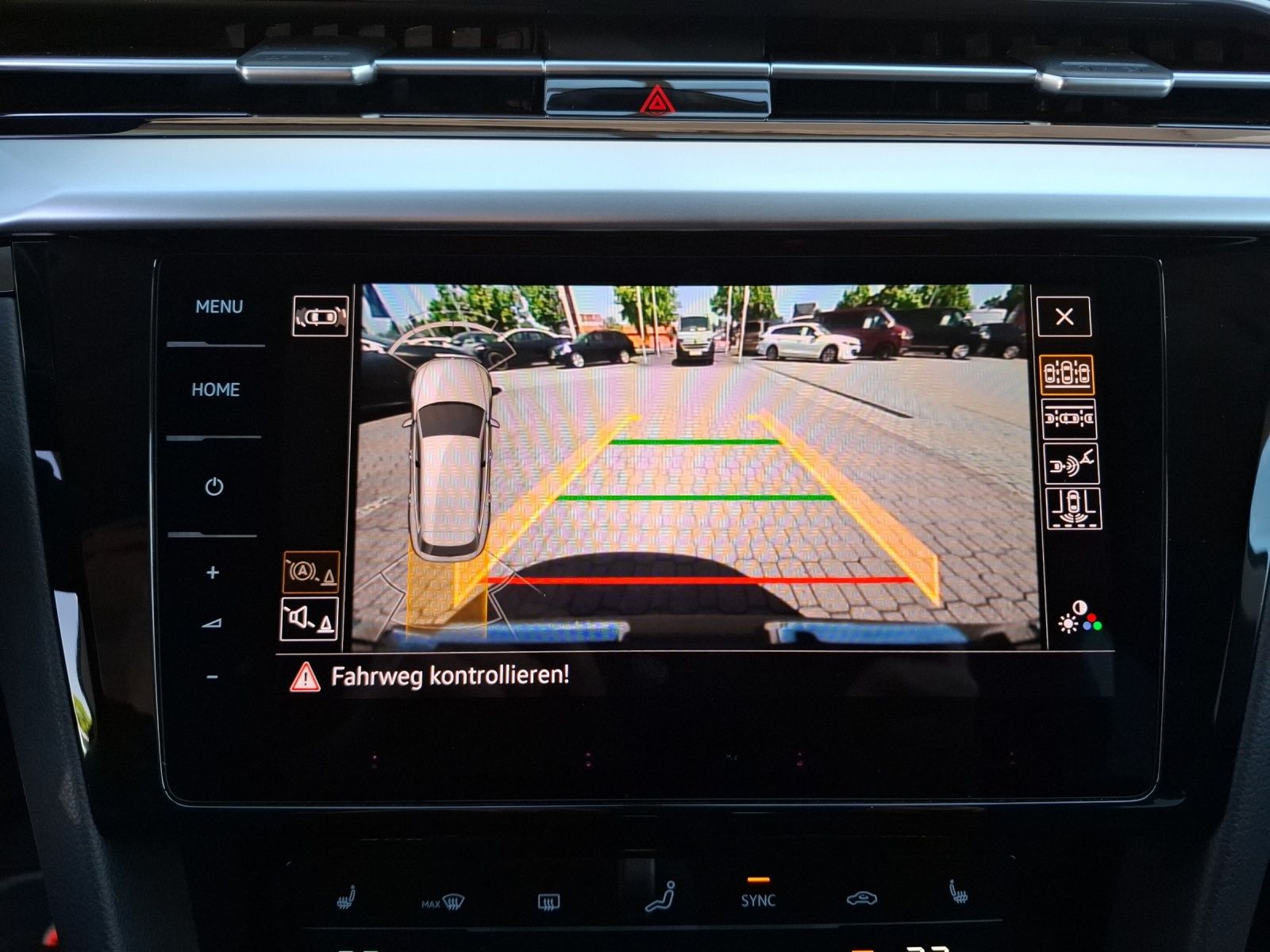 Fahrzeugabbildung Volkswagen Arteon SB TSI Elegance DSG  Matrix AHK Navi AID