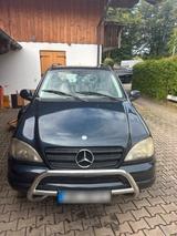 Mercedes-Benz Mercedes Ml 270 Cdi 2,7l Hubraum - gebrauchte Mercedes-Benz ML 270 aus dem Jahr 2001