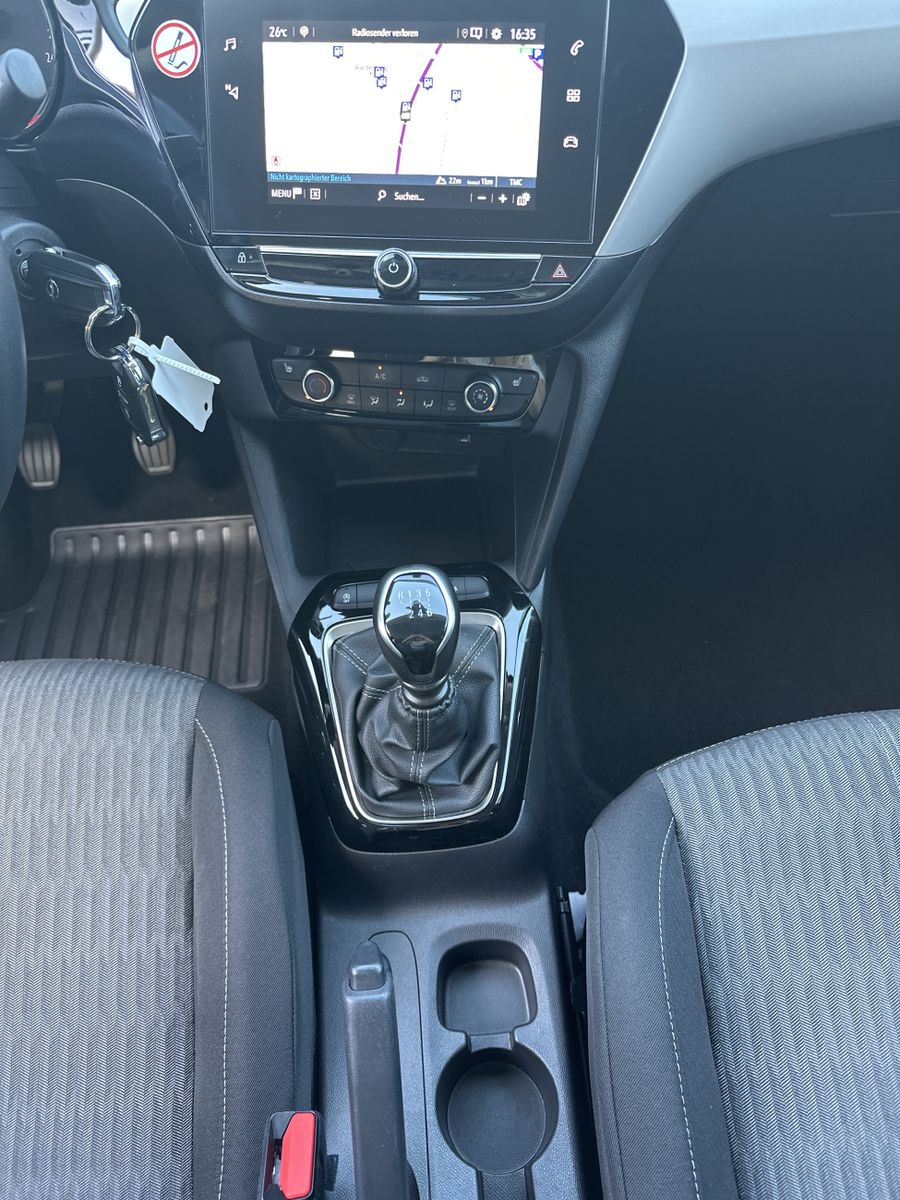 Fahrzeugabbildung Opel Corsa 5-Türer 1.2 Turbo Edition NAV+KOMFORTPAKET