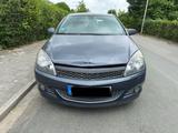Opel Astra GTC Sport - Opel Astra aus 2007: Sport