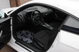 Audi TT 40 TFSI S tronic Coupe - - Audi TT: Weiß