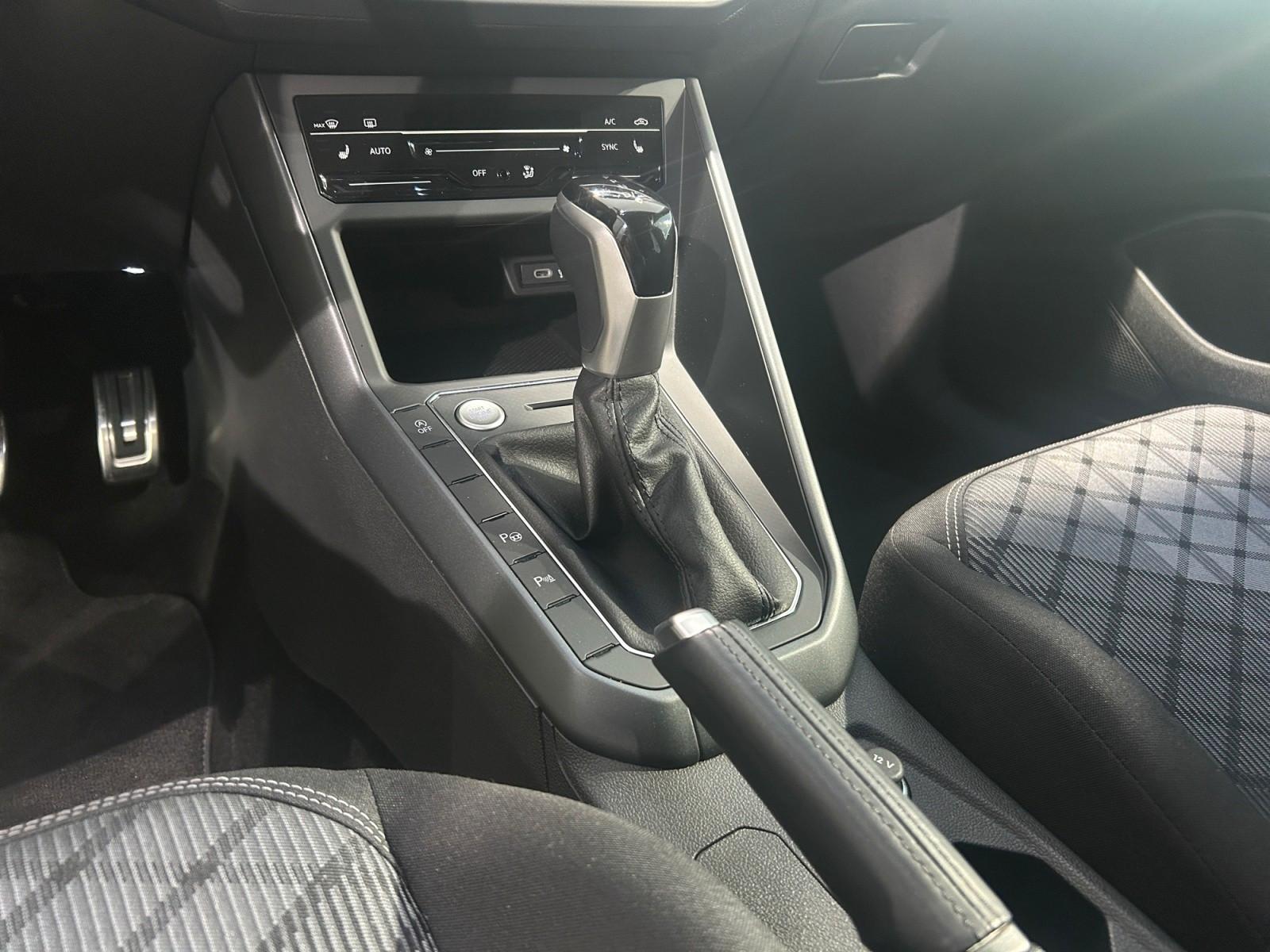Volkswagen Taigo R-Line ACC/MATRIX/KAM/NAV/DIGI/SZH/KEYLESS, миниатюра 15