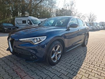 Alfa Romeo Stelvio Super 2WD 2,2 Ltr. - 132 kW