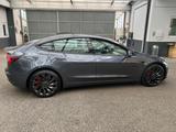Tesla Model 3 Allradantrieb mit Dualmotor Performa... - Tesla Model 3 von privat