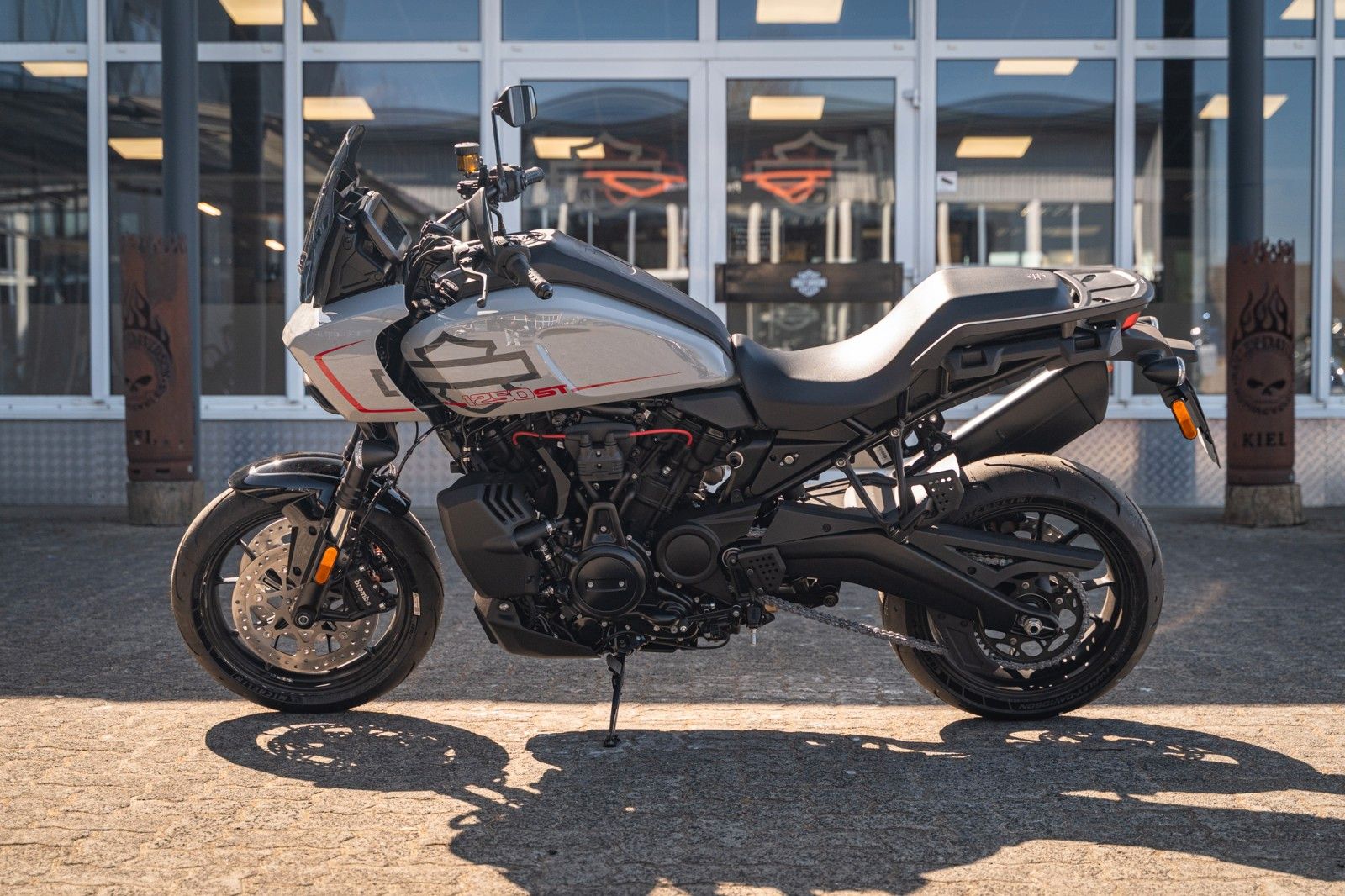 Fahrzeugabbildung Harley-Davidson PAN AMERICA ST RA1250ST MY25