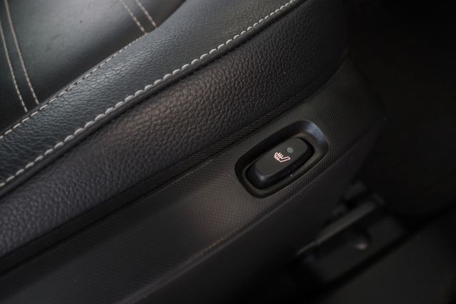 Fahrzeugabbildung Smart ForTwo Cabrio|AUT.|NAVI|LEDER|SHZ|JBL|LED