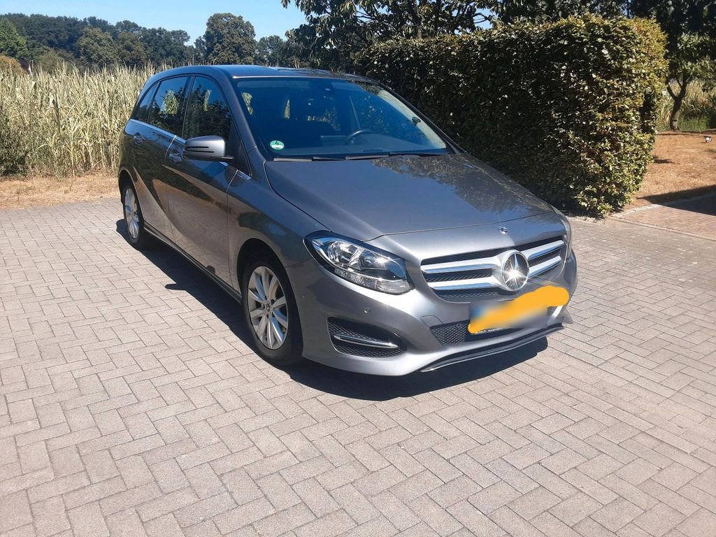 Image of Mercedes-Benz B 180