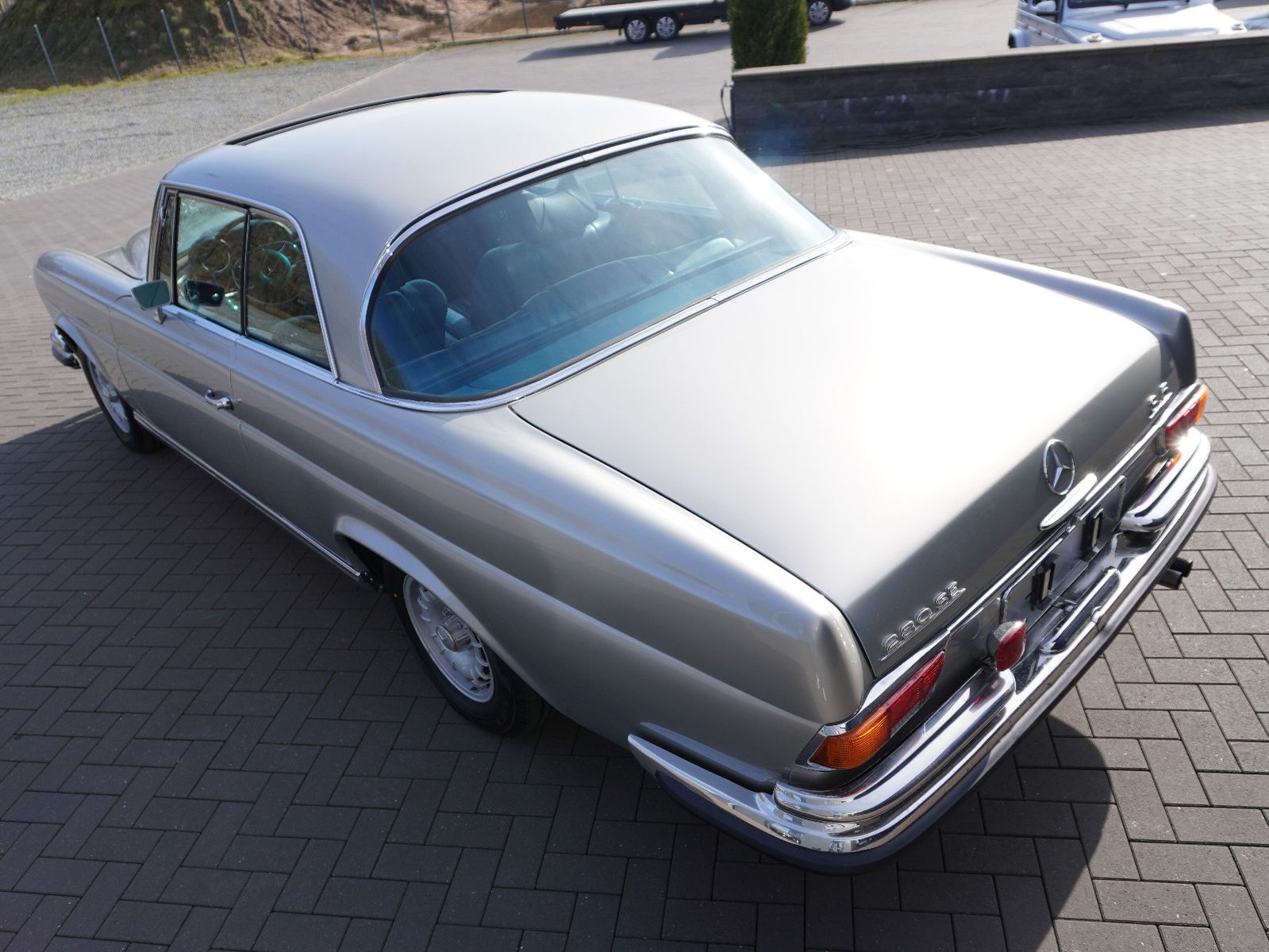 Fahrzeugabbildung Mercedes-Benz 280 SE 3,5 Coupe  W 111