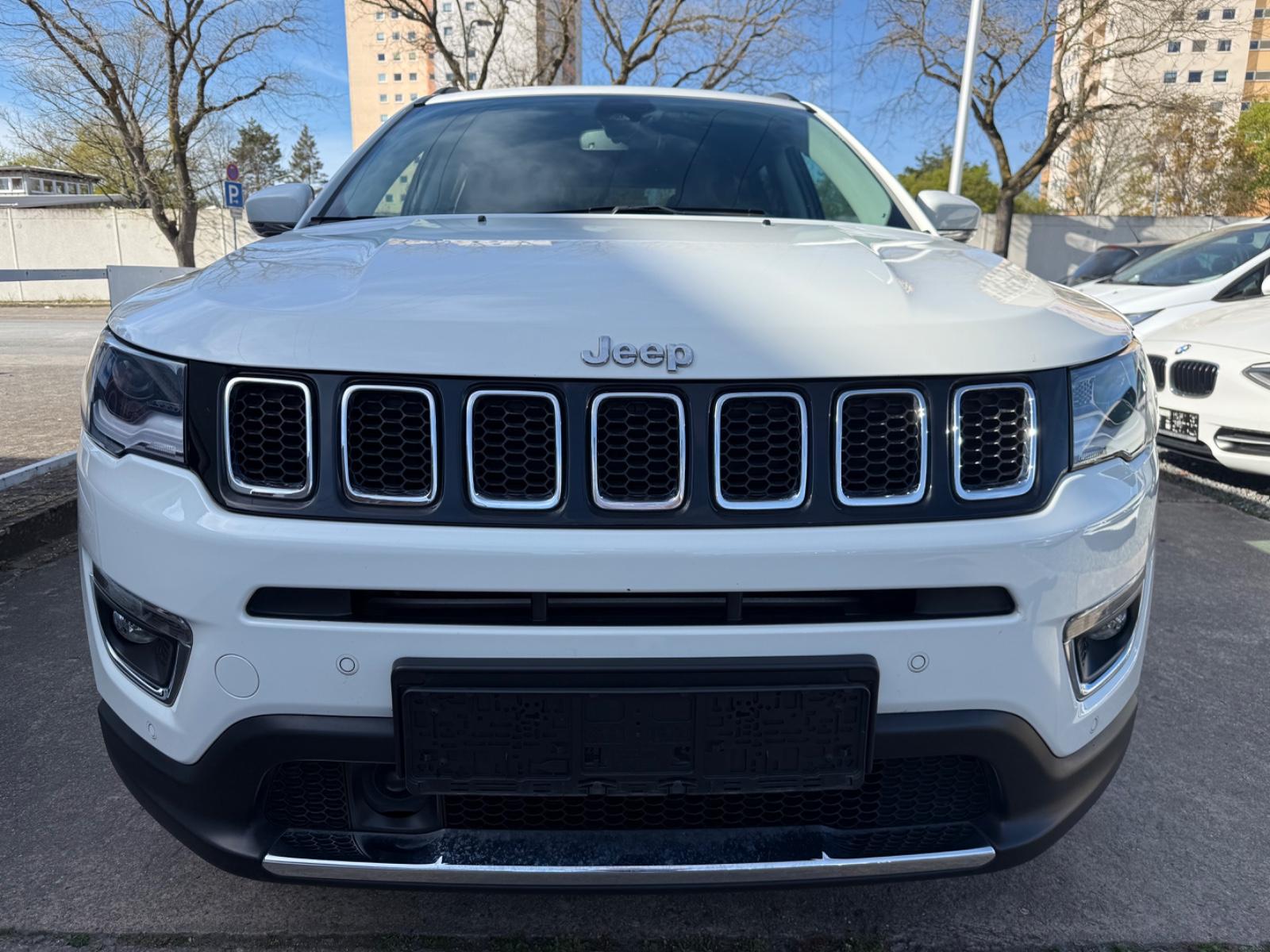 Jeep Compass Limited FWD