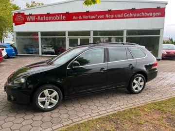 Volkswagen Golf - 1