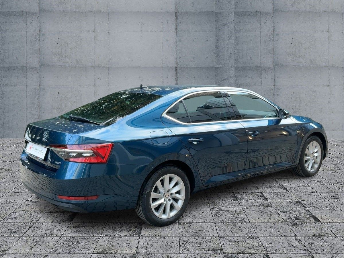 Skoda Superb - Bild 6