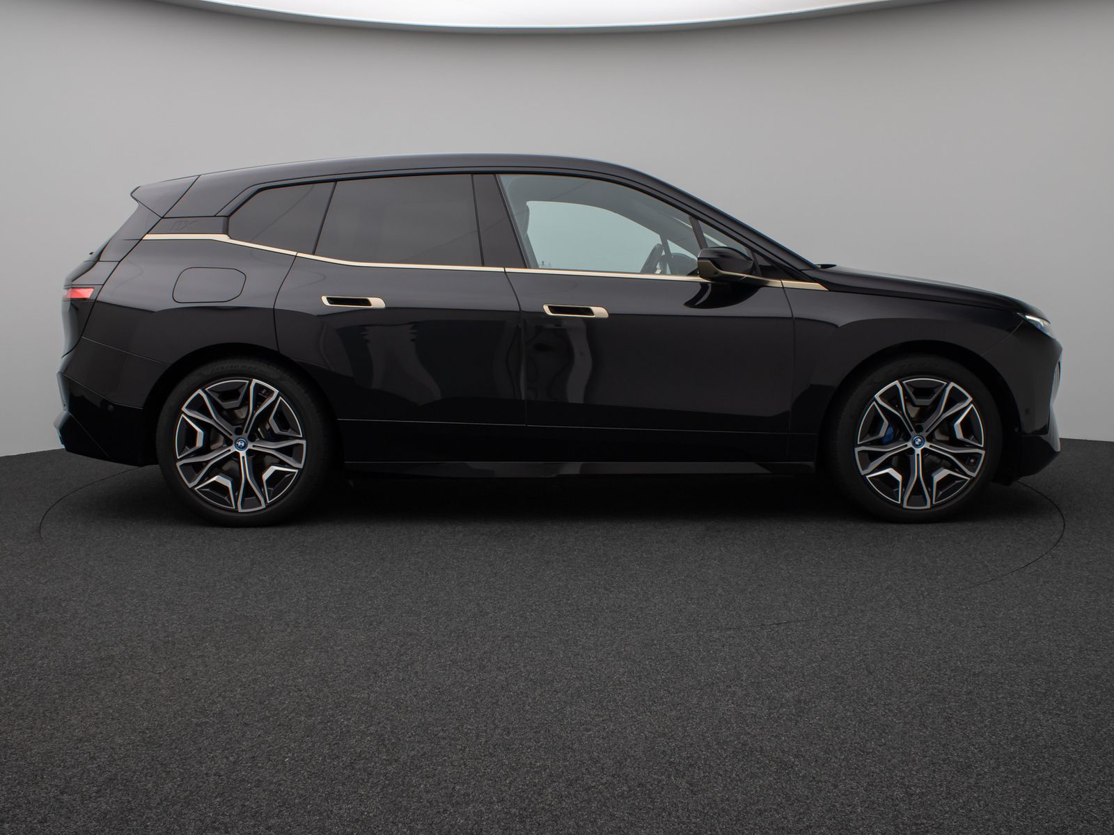 Fahrzeugabbildung BMW iX xD40 Edition Sport 360°Laser SkyLounge 22Zoll