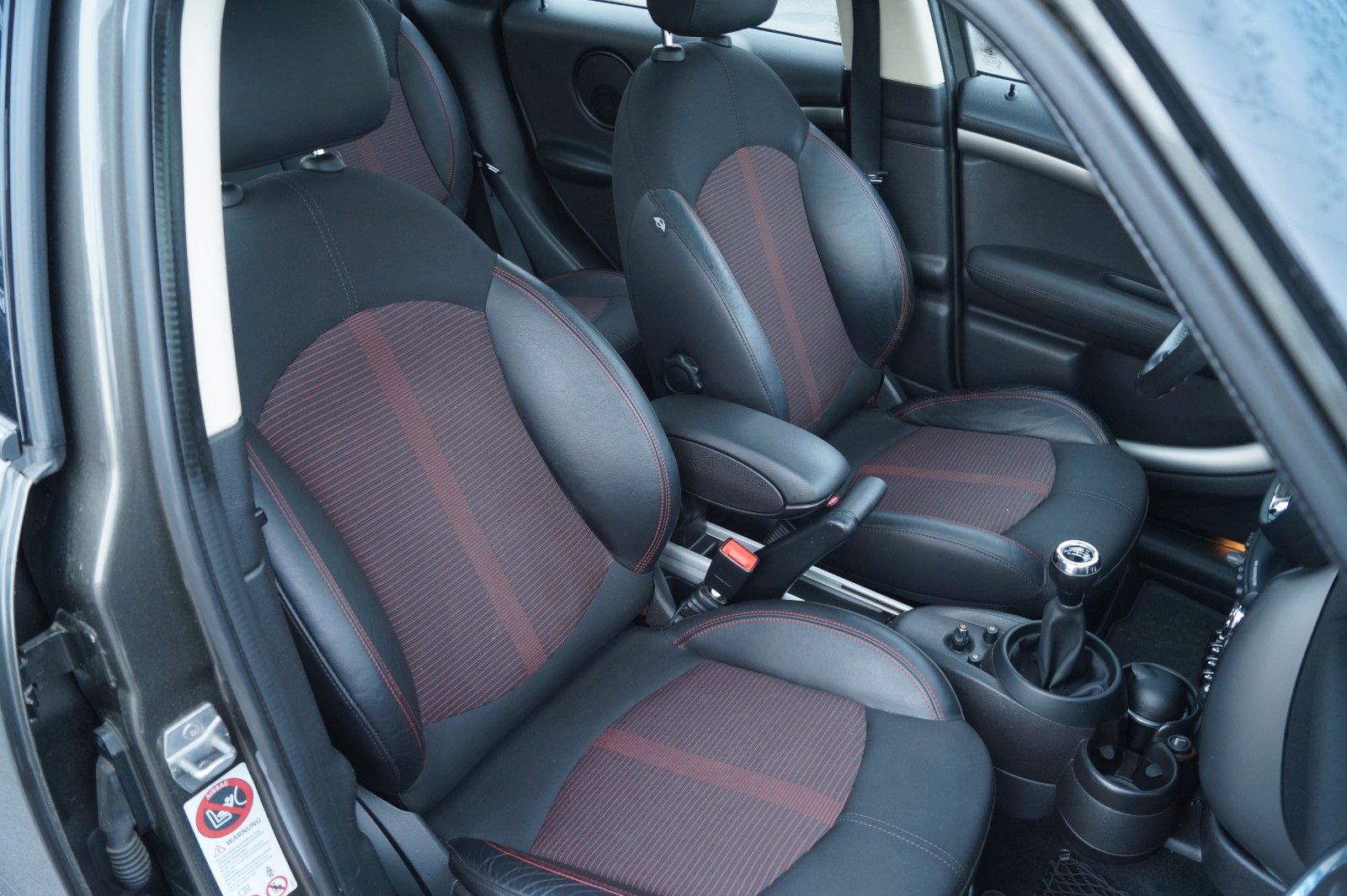 Fahrzeugabbildung MINI COOPER Countryman Cooper