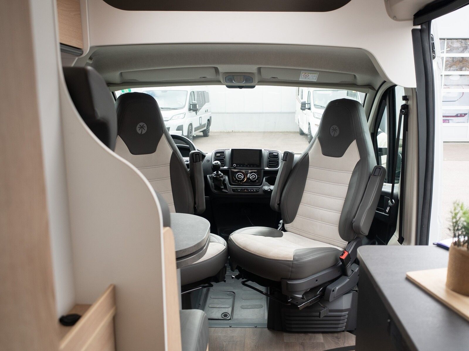 Fahrzeugabbildung Sunlight Adventure Cliff 640 Navi Kamera, Fahrradträger